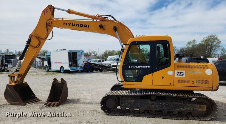 image for item MW9651 2000 Hyundai Robex 130LC-3  excavator