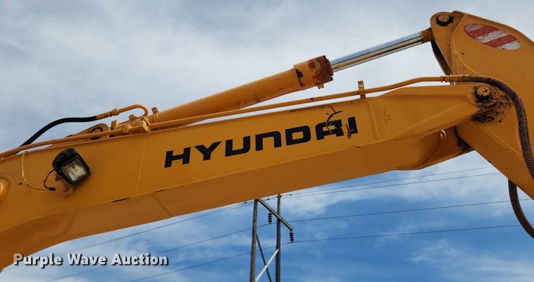 image for item MW9651 2000 Hyundai Robex 130LC-3  excavator