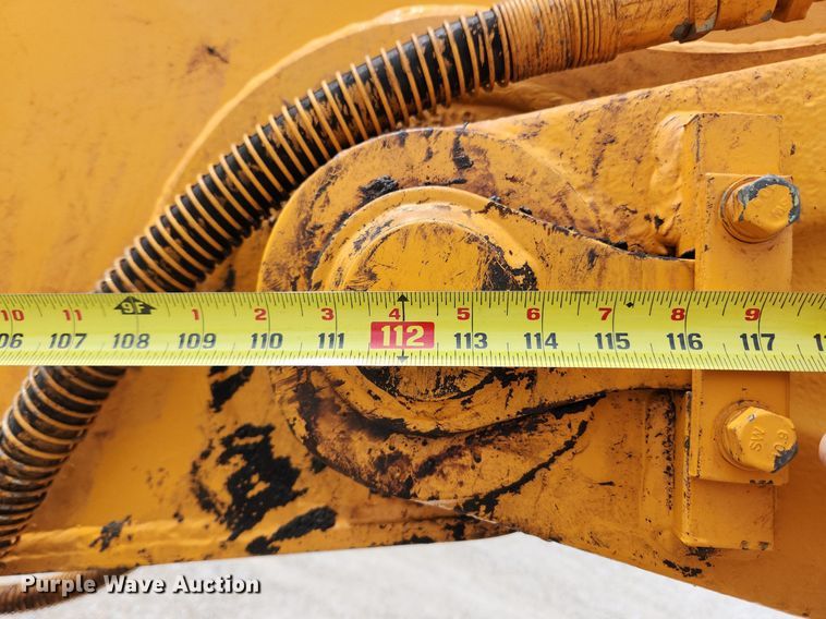 image for item MW9651 2000 Hyundai Robex 130LC-3  excavator