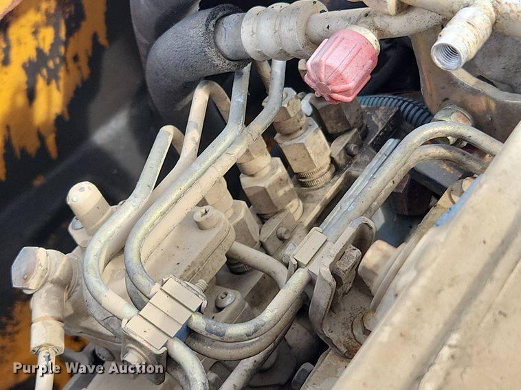 image for item MW9651 2000 Hyundai Robex 130LC-3  excavator