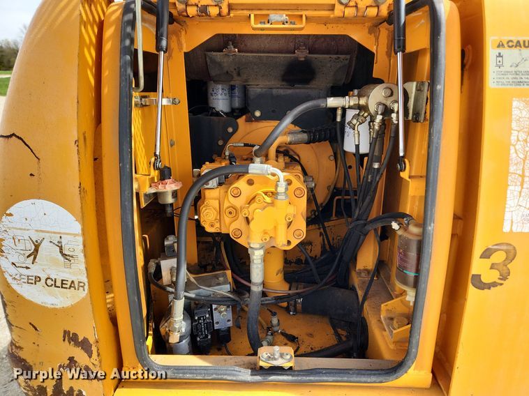 image for item MW9651 2000 Hyundai Robex 130LC-3  excavator
