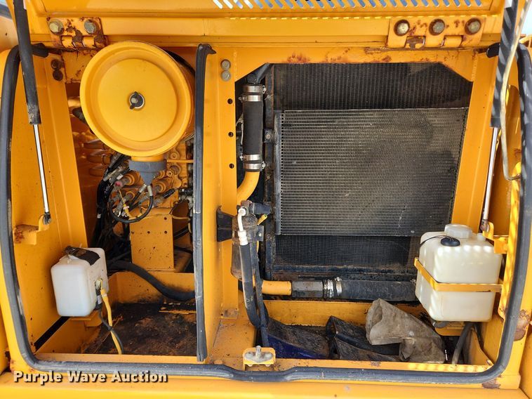 image for item MW9651 2000 Hyundai Robex 130LC-3  excavator