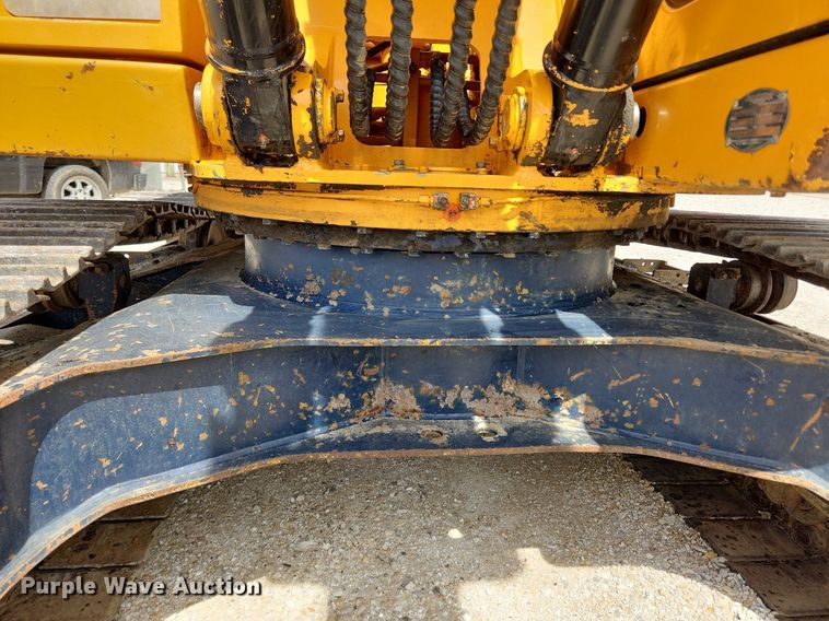 image for item MW9651 2000 Hyundai Robex 130LC-3  excavator