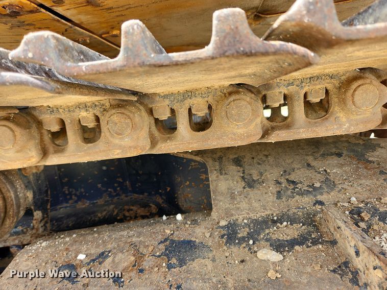 image for item MW9651 2000 Hyundai Robex 130LC-3  excavator