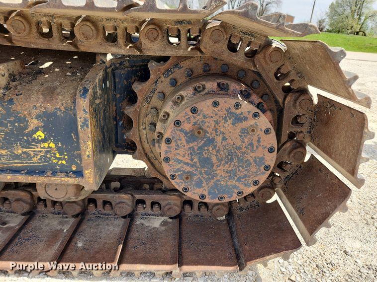 image for item MW9651 2000 Hyundai Robex 130LC-3  excavator