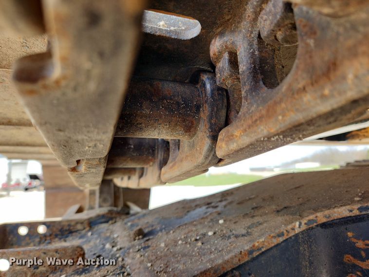 image for item MW9651 2000 Hyundai Robex 130LC-3  excavator