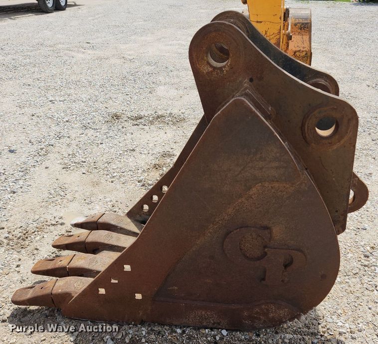 image for item MW9651 2000 Hyundai Robex 130LC-3  excavator