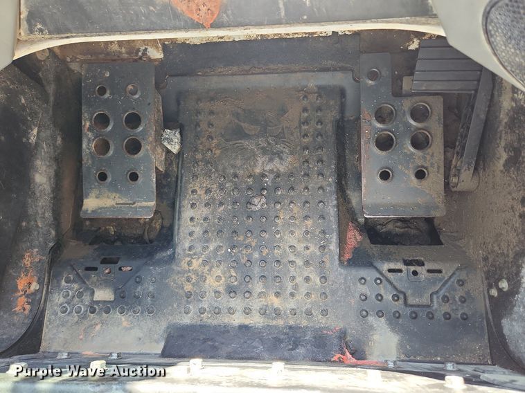 image for item MW9663 2018 Bobcat T770  tracked skid steer loader