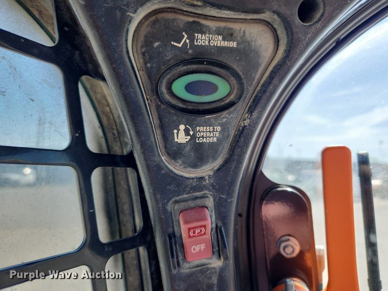 image for item MW9663 2018 Bobcat T770  tracked skid steer loader