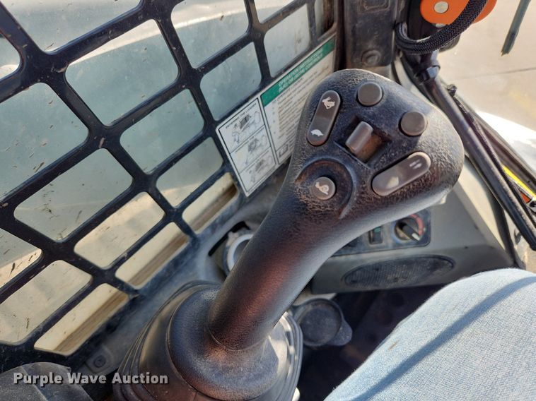 image for item MW9663 2018 Bobcat T770  tracked skid steer loader