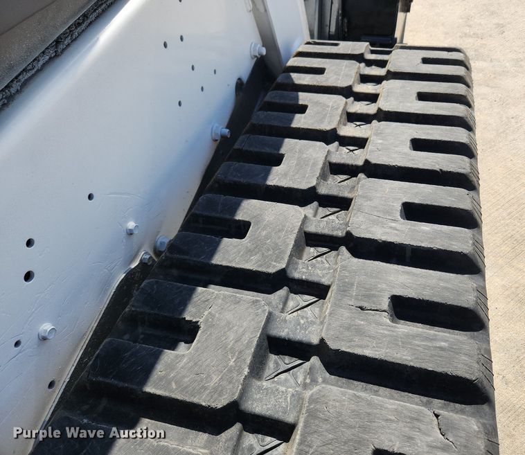 image for item MW9663 2018 Bobcat T770  tracked skid steer loader