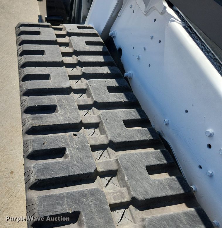 image for item MW9663 2018 Bobcat T770  tracked skid steer loader