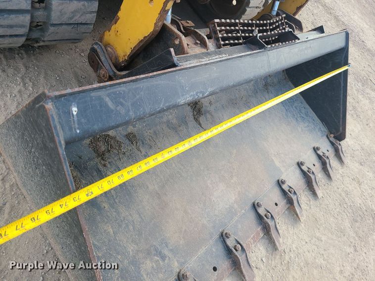 image for item MX9615 2016 Caterpillar 259D  tracked skid steer loader