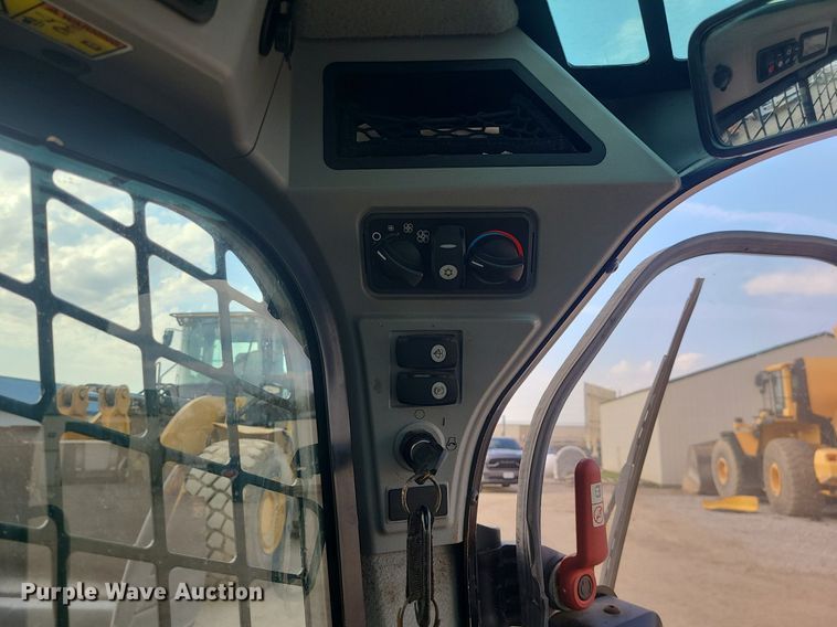 image for item MX9615 2016 Caterpillar 259D  tracked skid steer loader