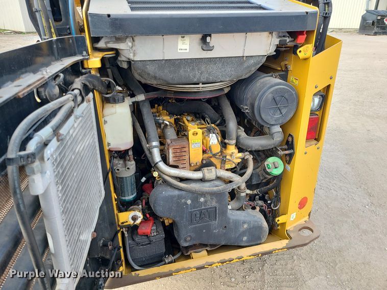 image for item MX9615 2016 Caterpillar 259D  tracked skid steer loader