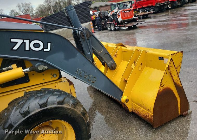 image for item MX9619 2010 John Deere 710J  backhoe