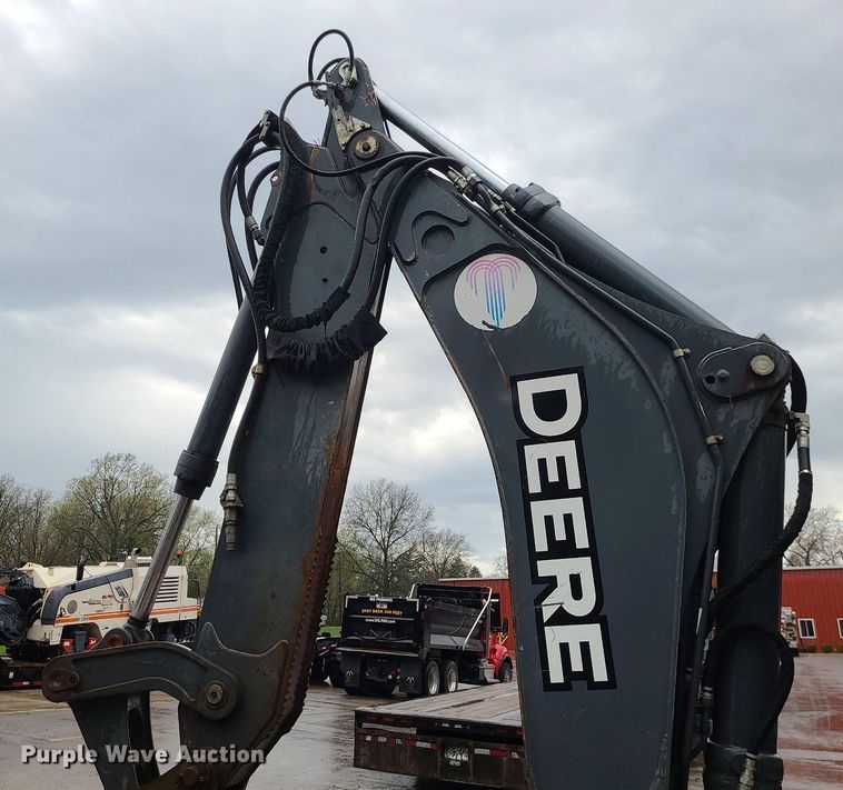 image for item MX9619 2010 John Deere 710J  backhoe