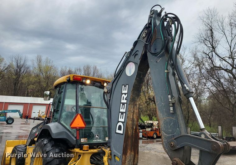 image for item MX9619 2010 John Deere 710J  backhoe