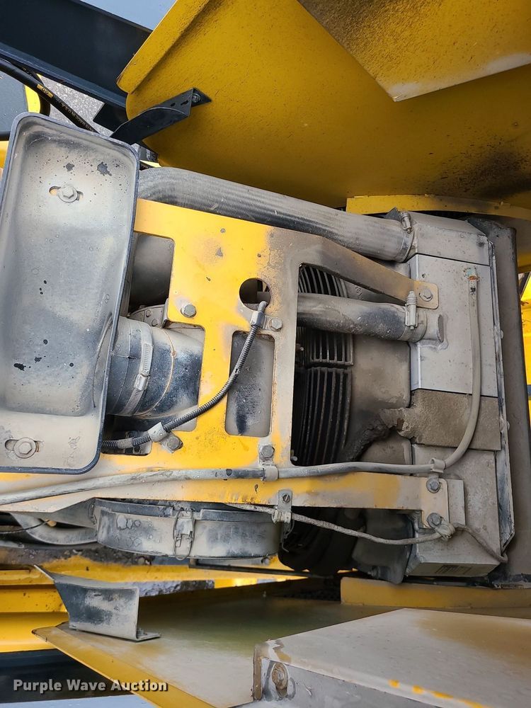 image for item MX9619 2010 John Deere 710J  backhoe