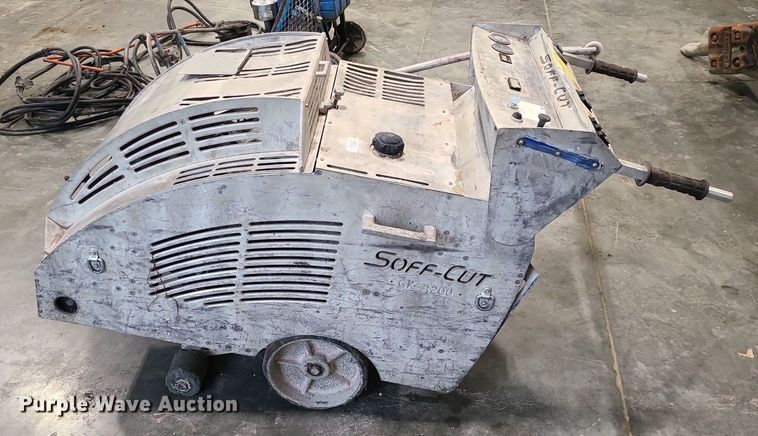 image for item MX9620 Soff-Cut GX4200  concrete saw