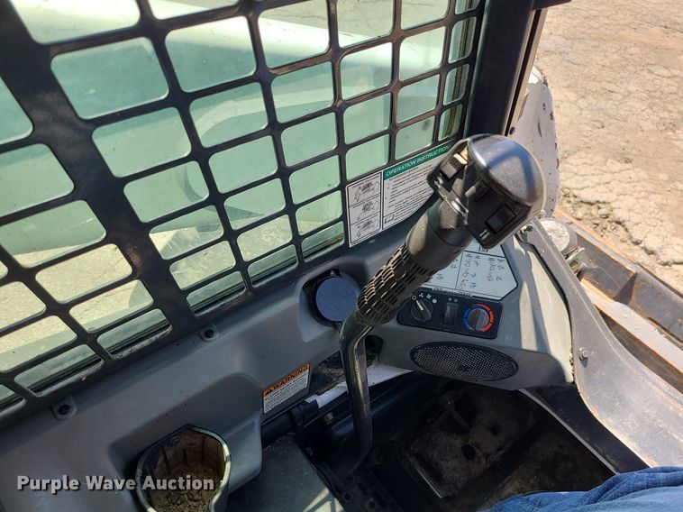 image for item MX9622 2016 Bobcat S650  skid steer loader