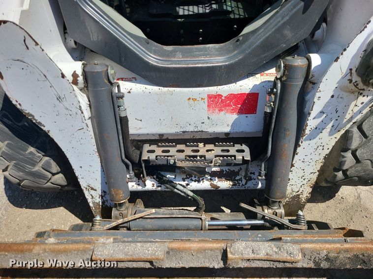 image for item MX9622 2016 Bobcat S650  skid steer loader