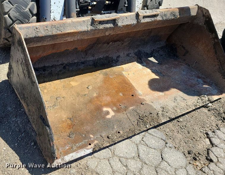 image for item MX9622 2016 Bobcat S650  skid steer loader