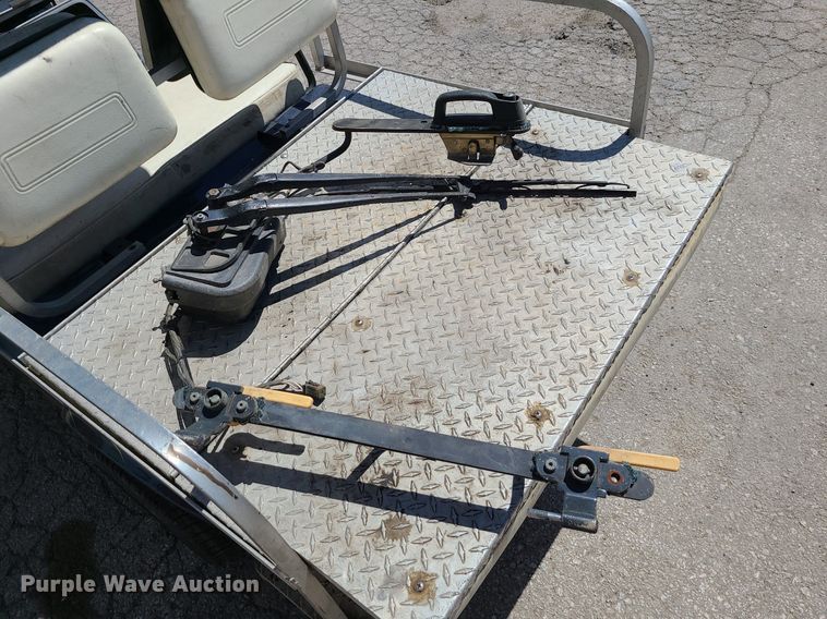 image for item MX9622 2016 Bobcat S650  skid steer loader