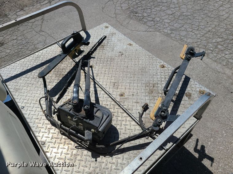 image for item MX9622 2016 Bobcat S650  skid steer loader