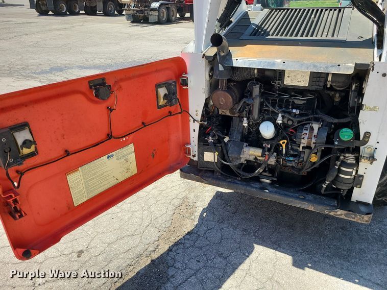 image for item MX9622 2016 Bobcat S650  skid steer loader