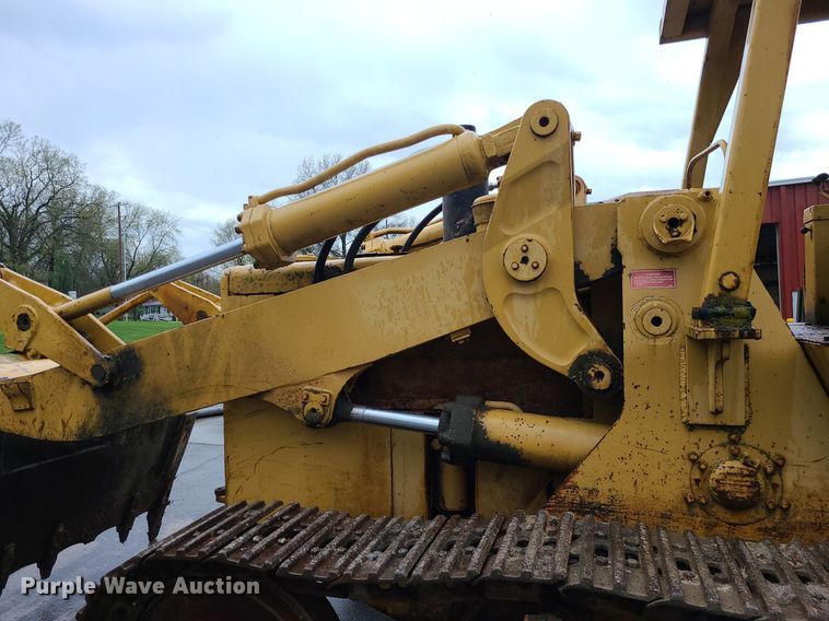 image for item MX9631 1970 Caterpillar 977K  track loader