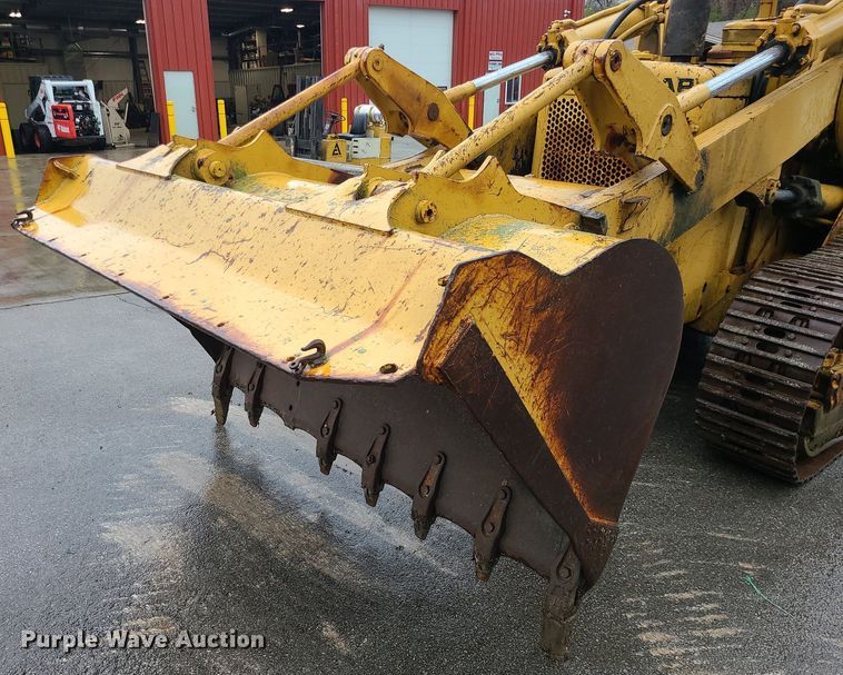 image for item MX9631 1970 Caterpillar 977K  track loader