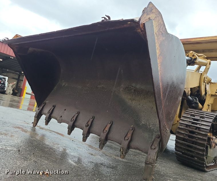 image for item MX9631 1970 Caterpillar 977K  track loader