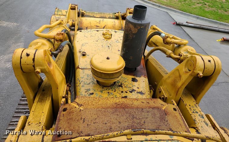 image for item MX9631 1970 Caterpillar 977K  track loader