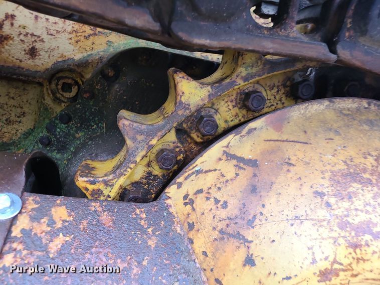 image for item MX9631 1970 Caterpillar 977K  track loader