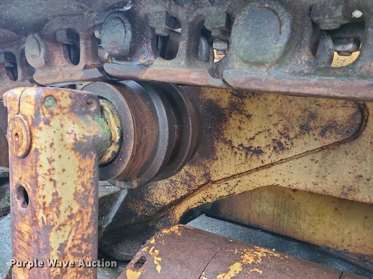 image for item MX9631 1970 Caterpillar 977K  track loader