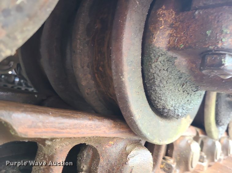 image for item MX9631 1970 Caterpillar 977K  track loader