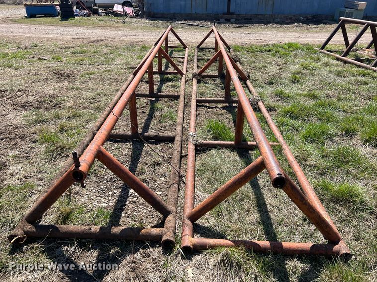 image for item MY9607 (2) pipe racks