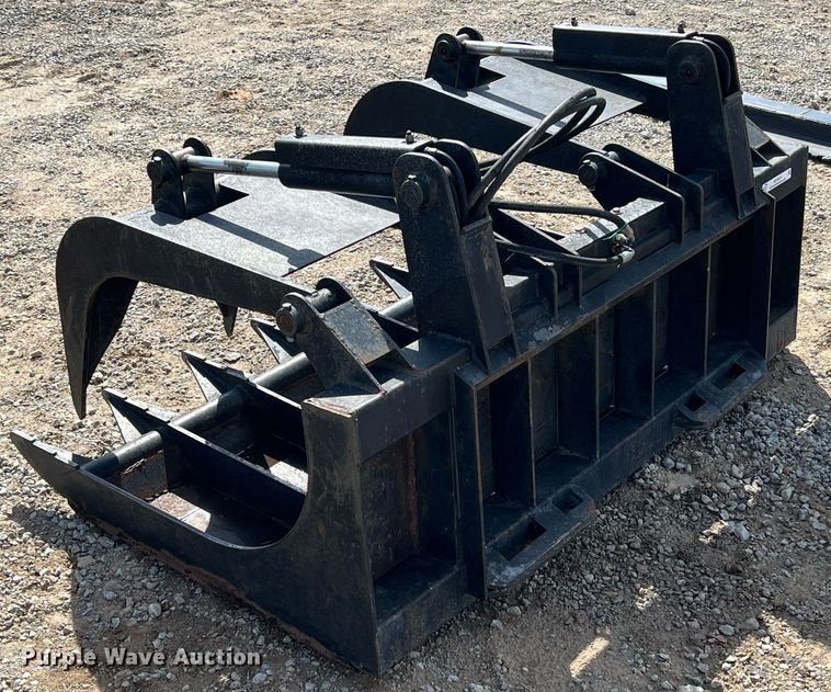 image for item MY9614 Skid steer grapple bucket