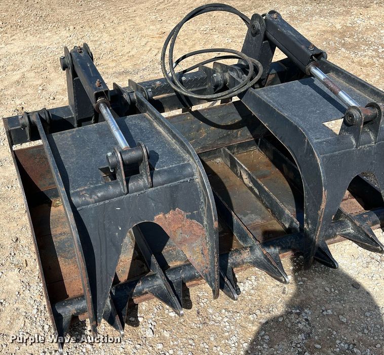 image for item MY9614 Skid steer grapple bucket