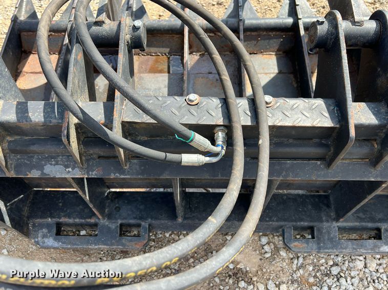 image for item MY9614 Skid steer grapple bucket