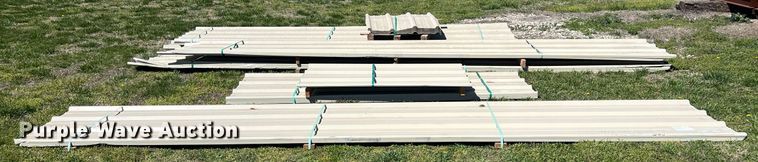 image for item MY9668 Approximately 166 pieces of steel siding/roofing