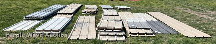 image for item MY9669 Approximately 408 pieces of steel siding/roofing