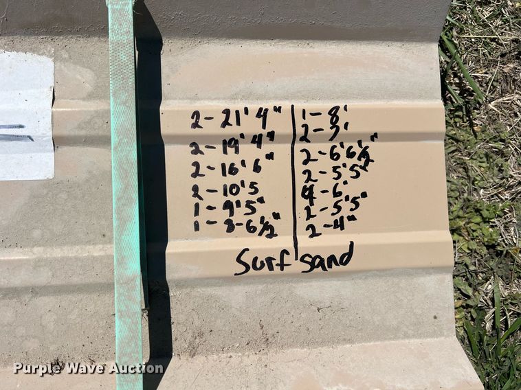 image for item MY9669 Approximately 408 pieces of steel siding/roofing