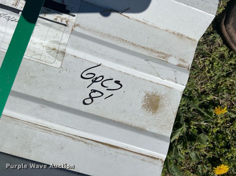 image for item MY9669 Approximately 408 pieces of steel siding/roofing