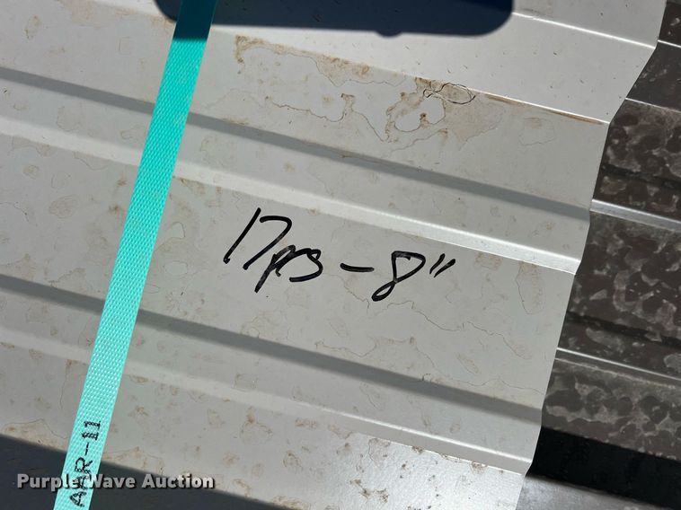 image for item MY9669 Approximately 408 pieces of steel siding/roofing