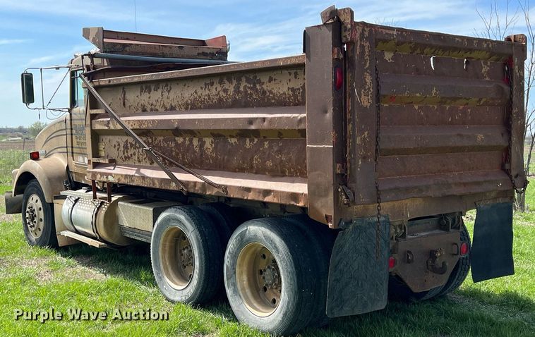 image for item MY9679 1988 Kenworth T800  dump truck