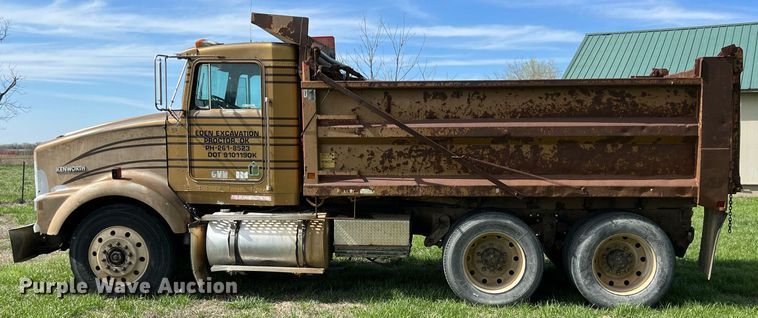 image for item MY9679 1988 Kenworth T800  dump truck