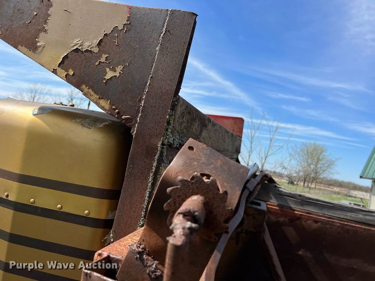 image for item MY9679 1988 Kenworth T800  dump truck