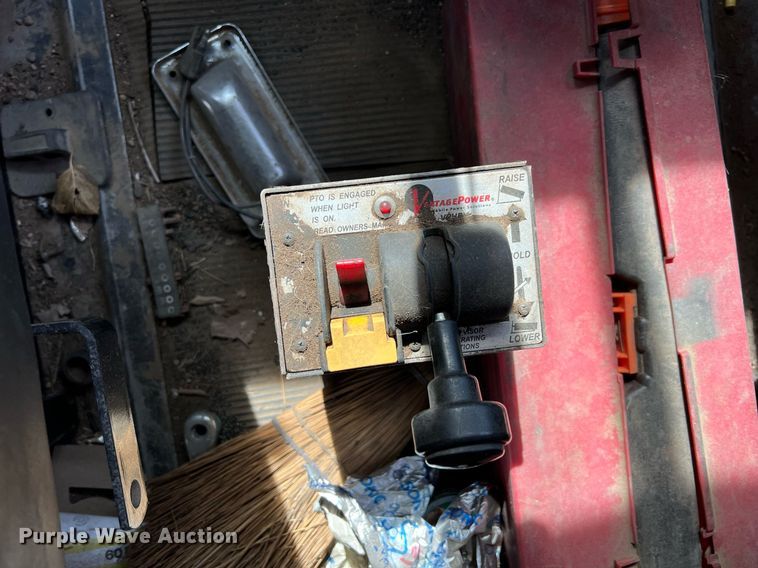 image for item MY9679 1988 Kenworth T800  dump truck